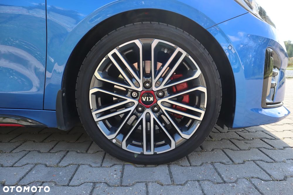 Kia ProCeed - 12