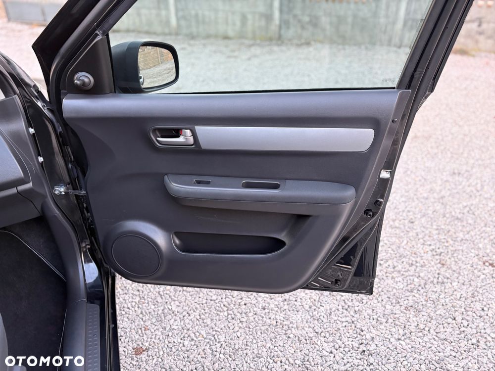 Suzuki Swift 1.3 Comfort - 28