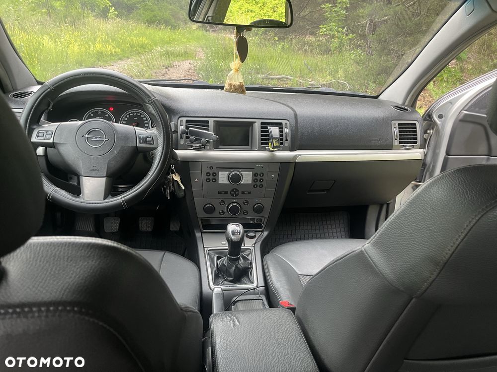 Opel Vectra - 8