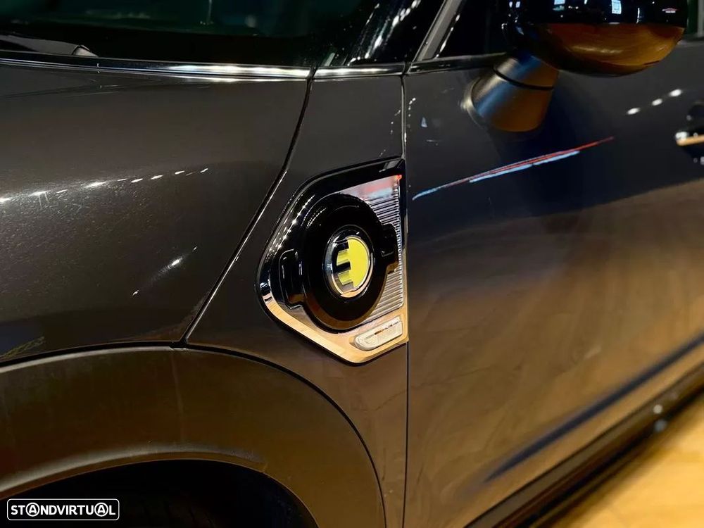 MINI Countryman Cooper SE ALL4 Auto - 11