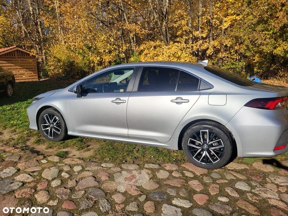 Toyota Corolla - 5