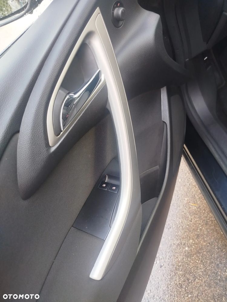 Opel Astra - 12