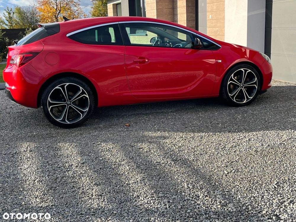 Opel Astra 1.6 Turbo Sport - 9