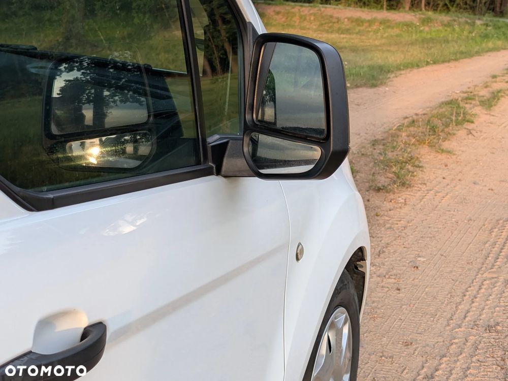Ford Transit Connect - 36