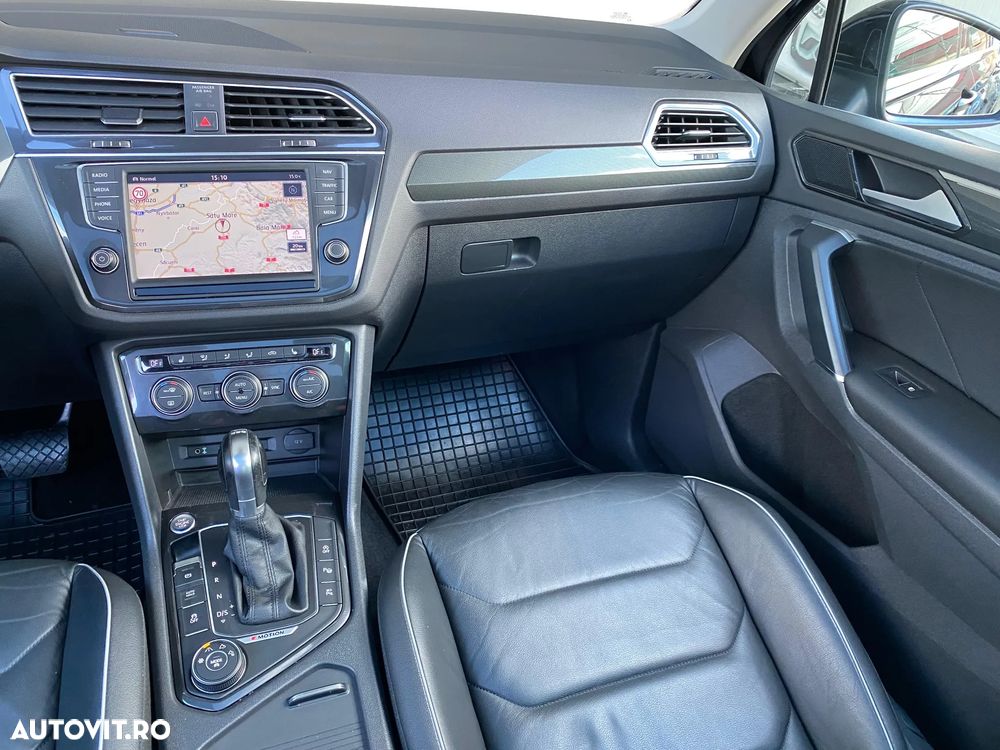 Volkswagen Tiguan - 31