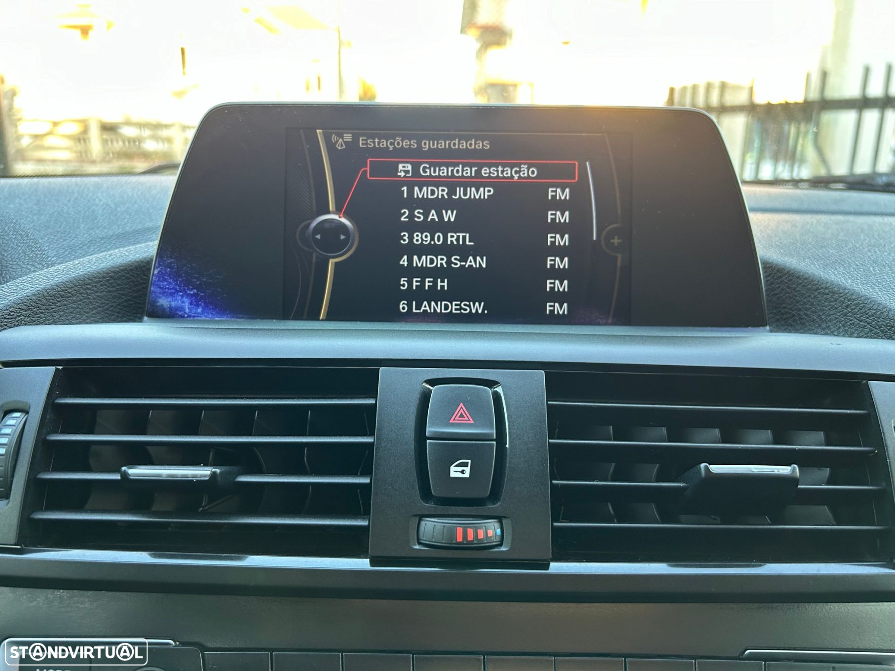 BMW 118 d Pack M - 22