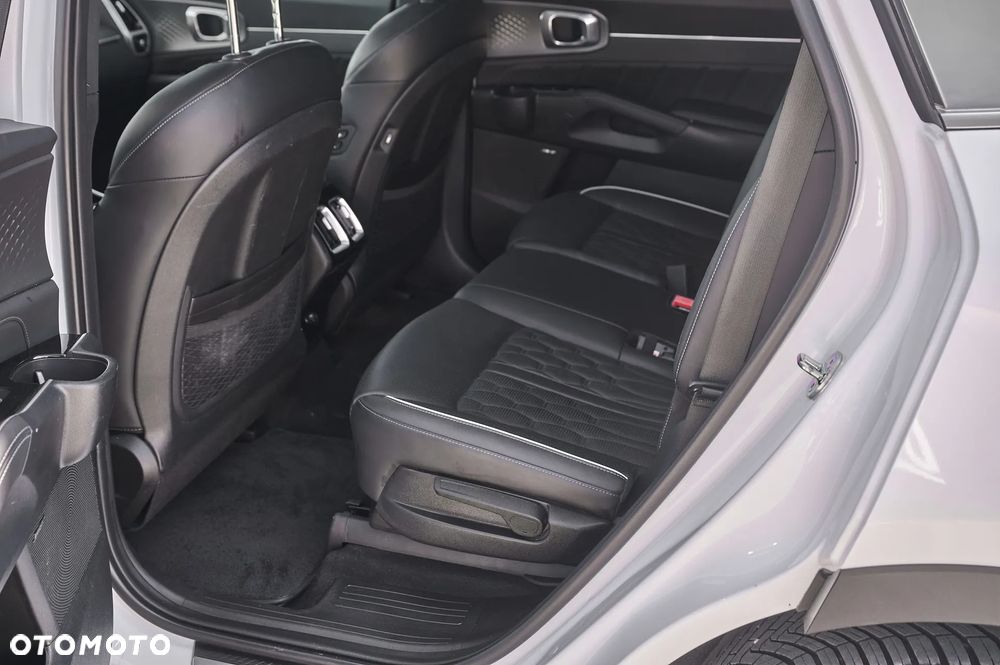 Kia Sorento 1.6 T-GDI HEV Prestige Line - 29
