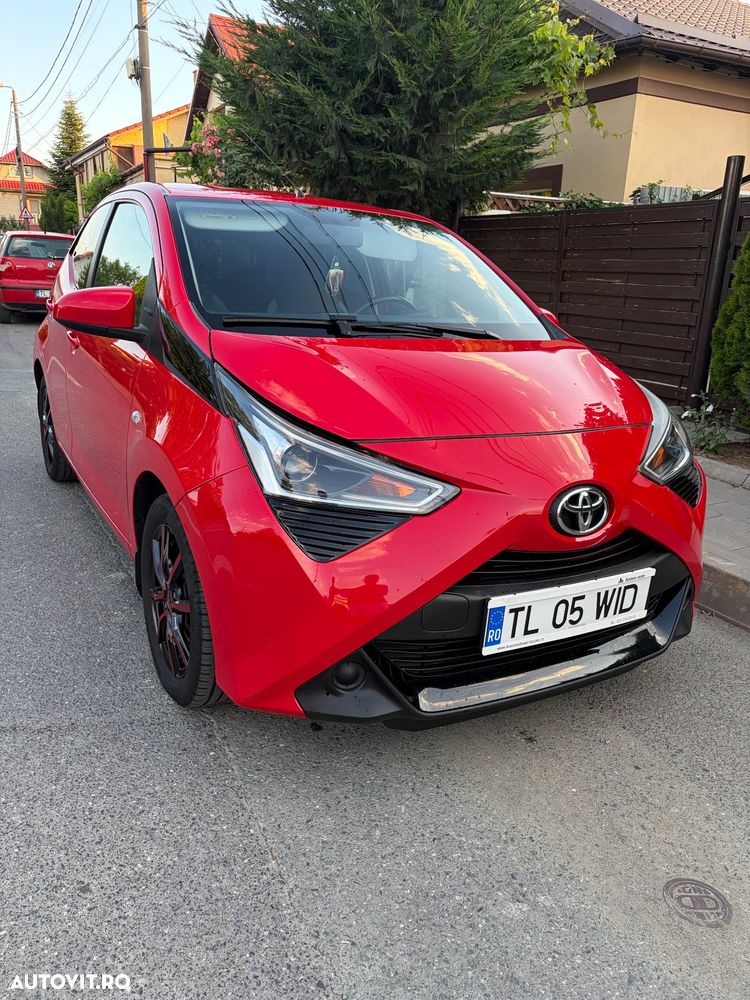 Toyota Aygo 1.0 VVY-I 5 usi X-play - 1