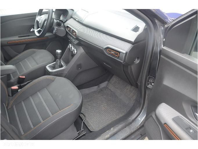 Dacia Sandero - 23