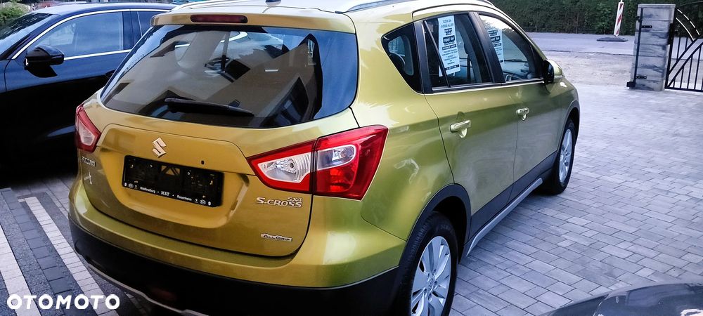 Suzuki SX4 S-Cross 1.6 DDiS 4x4 Comfort+ - 3