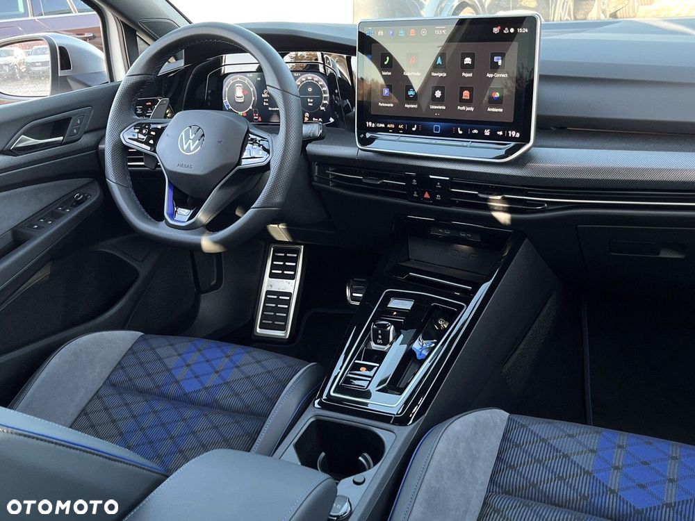 Volkswagen Golf - 7