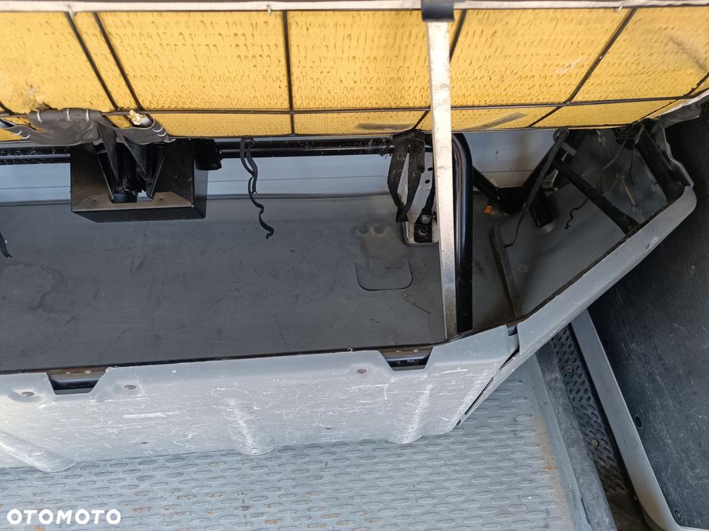ławka fotel kanapa tył doka dubel kabina iveco daily 99-14 master schowek - 10