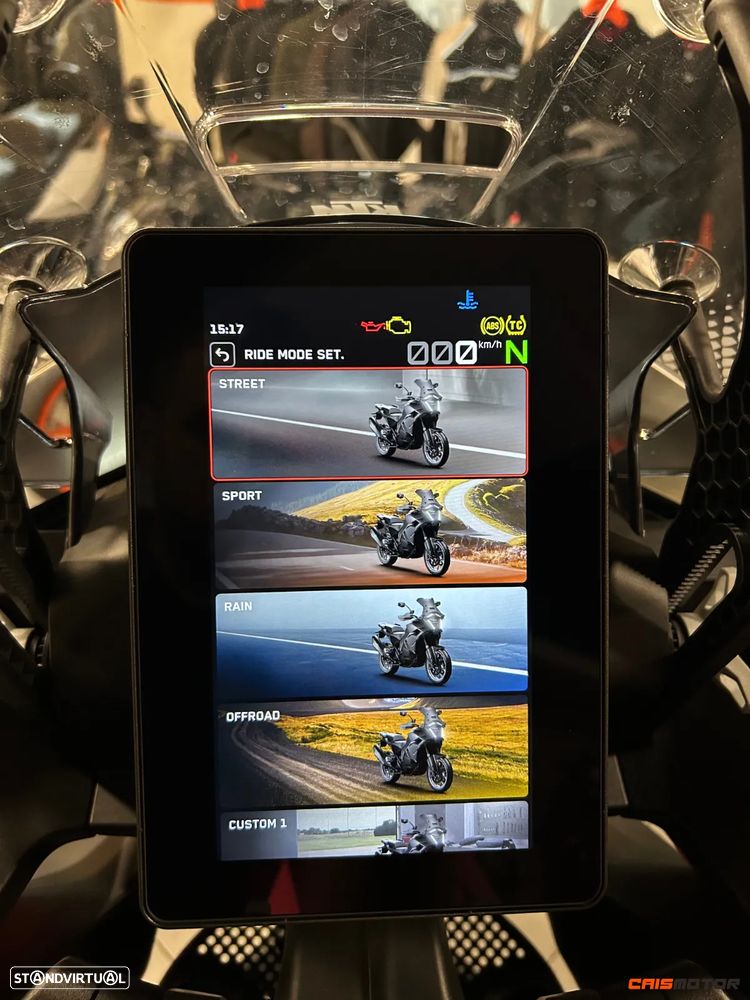KTM 1390 Super Adventure S Evo - 8