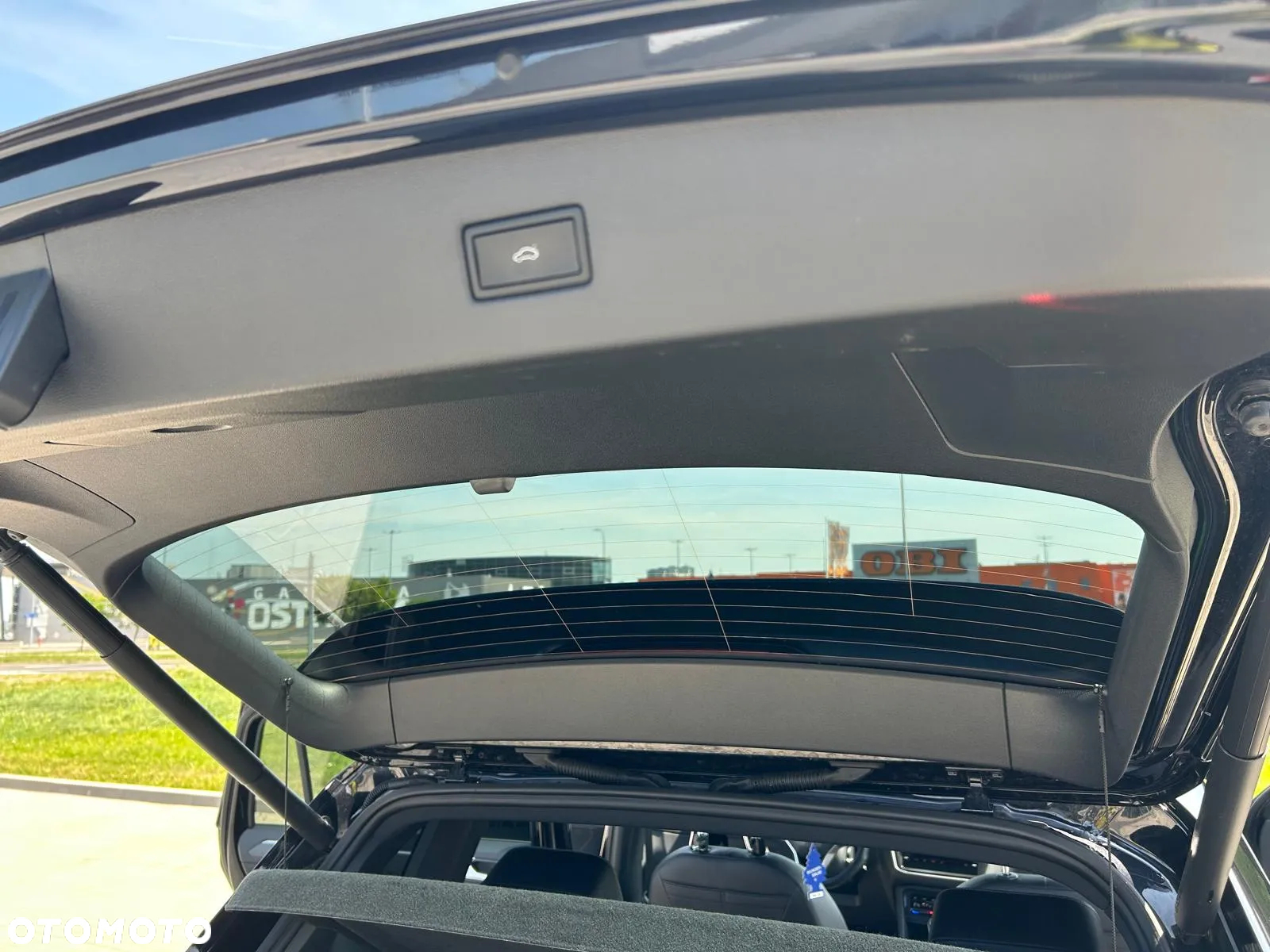 Volkswagen Tiguan - 14
