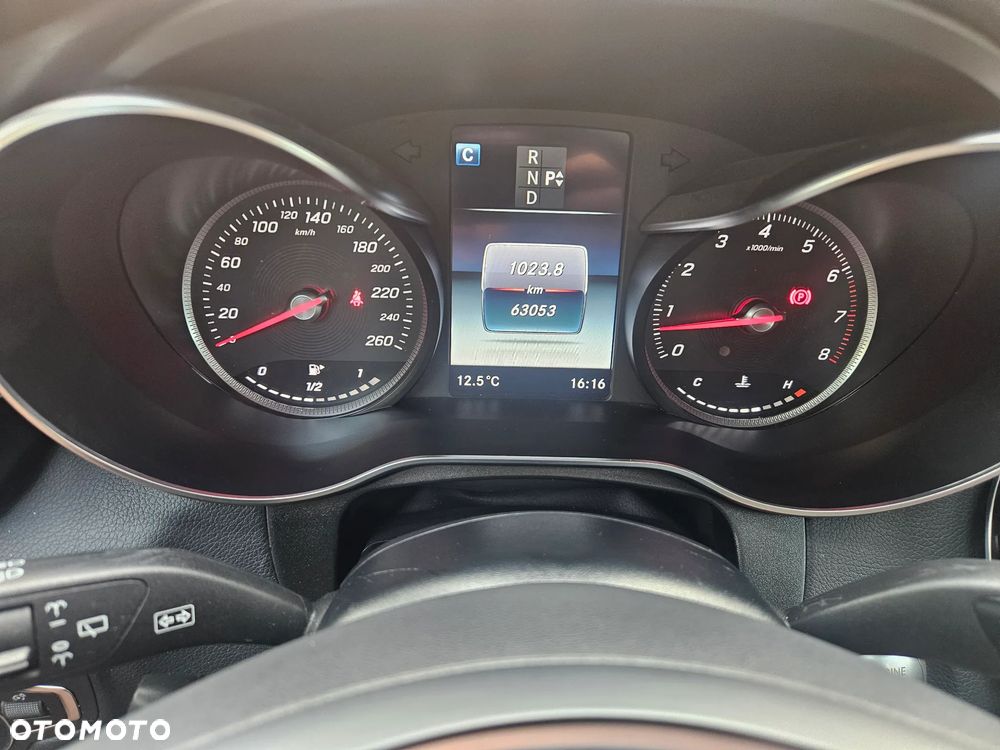 Mercedes-Benz GLC 300 4Matic 9G-TRONIC - 13