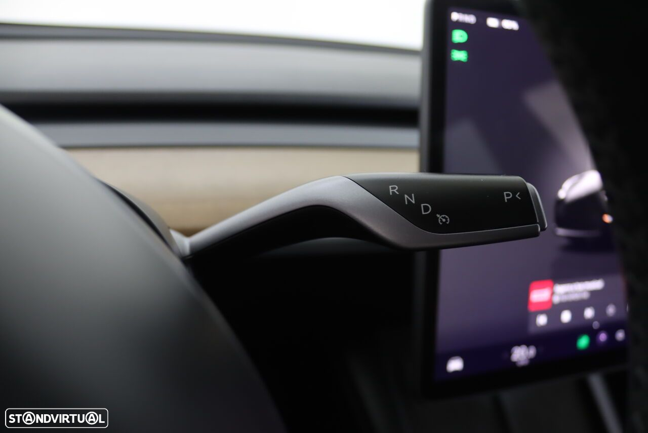 Tesla Model 3 Long Range Tração Traseira - 14