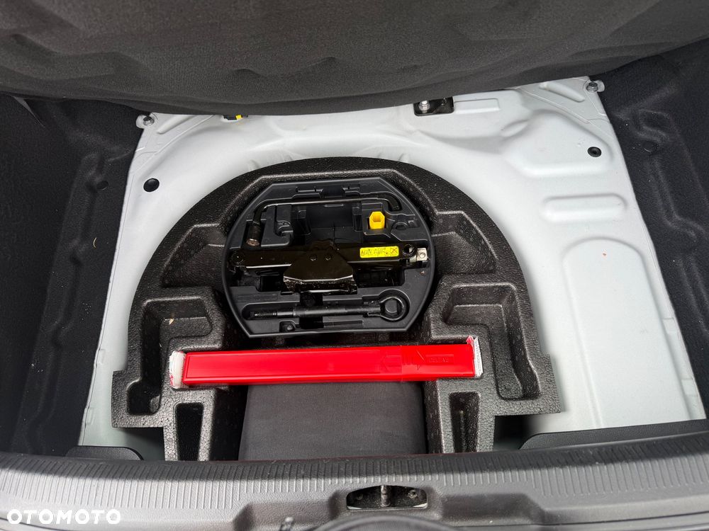 Peugeot 207 1.4 U Move - 13