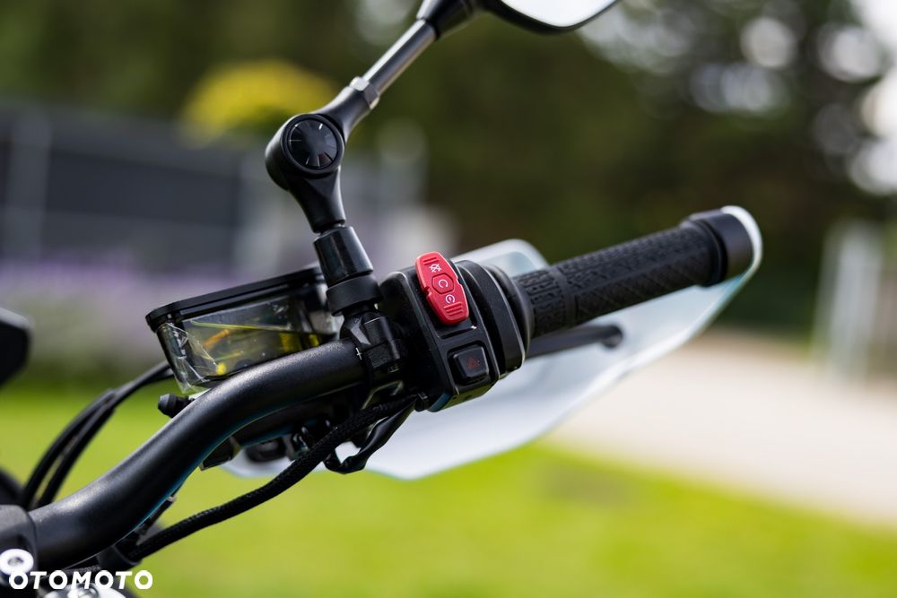 CFMoto MT - 19