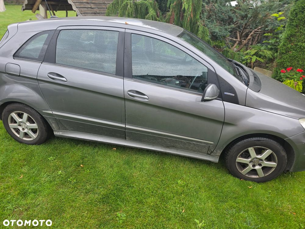 Mercedes-Benz B-Class 2009 photo 5