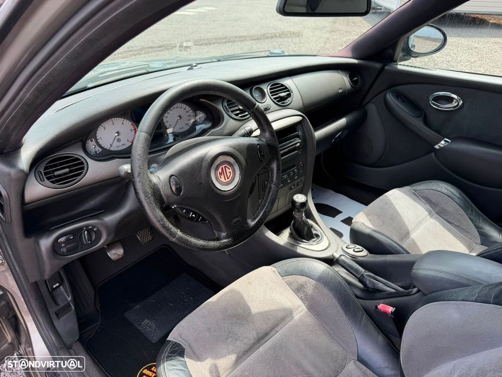 MG ZT 2.0 CDTi 135 - 7