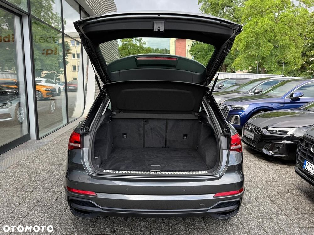 Audi Q3 40 TDI Quattro S Line S tronic - 18