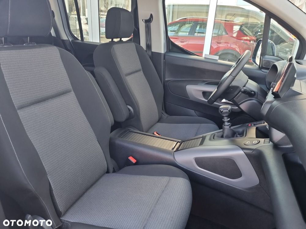 Toyota Proace City Verso 1.5 D-4D VIP - 11