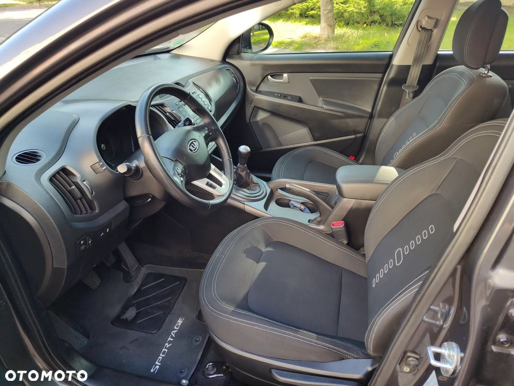 Kia Sportage 2.0 L 2WD - 31