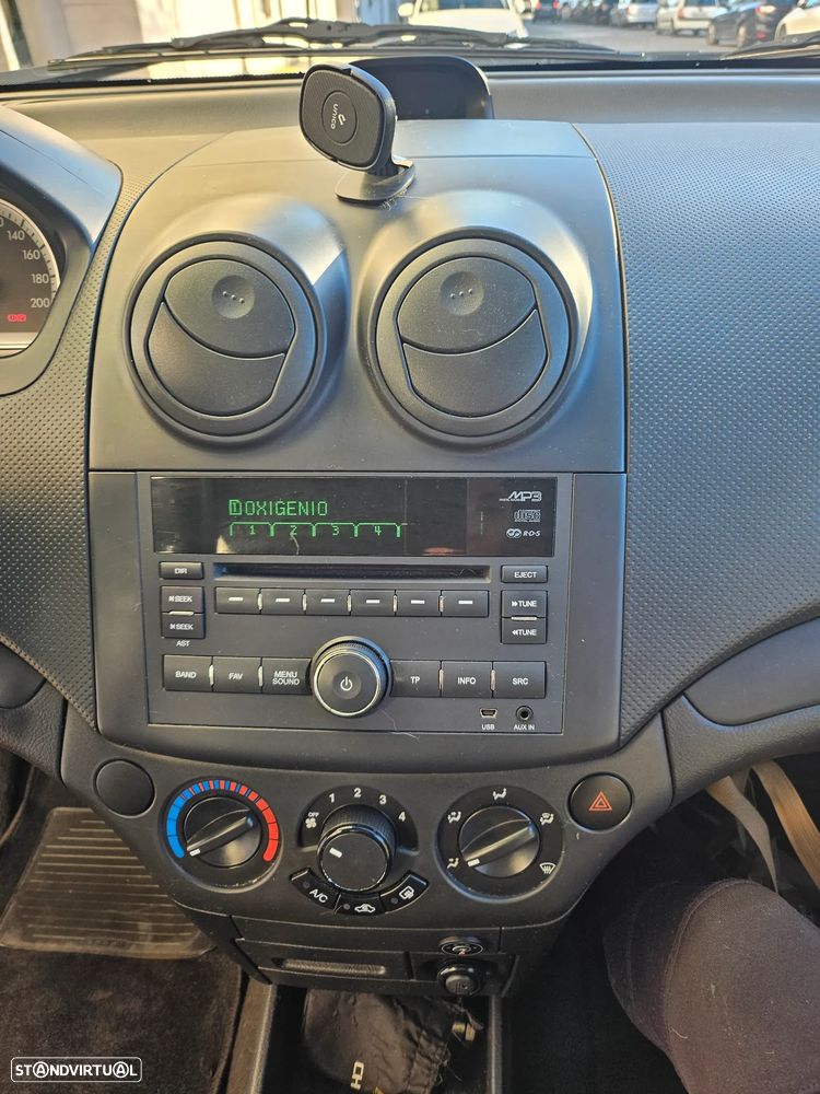 Chevrolet Aveo 1.2 LT Bi-Fuel - 10