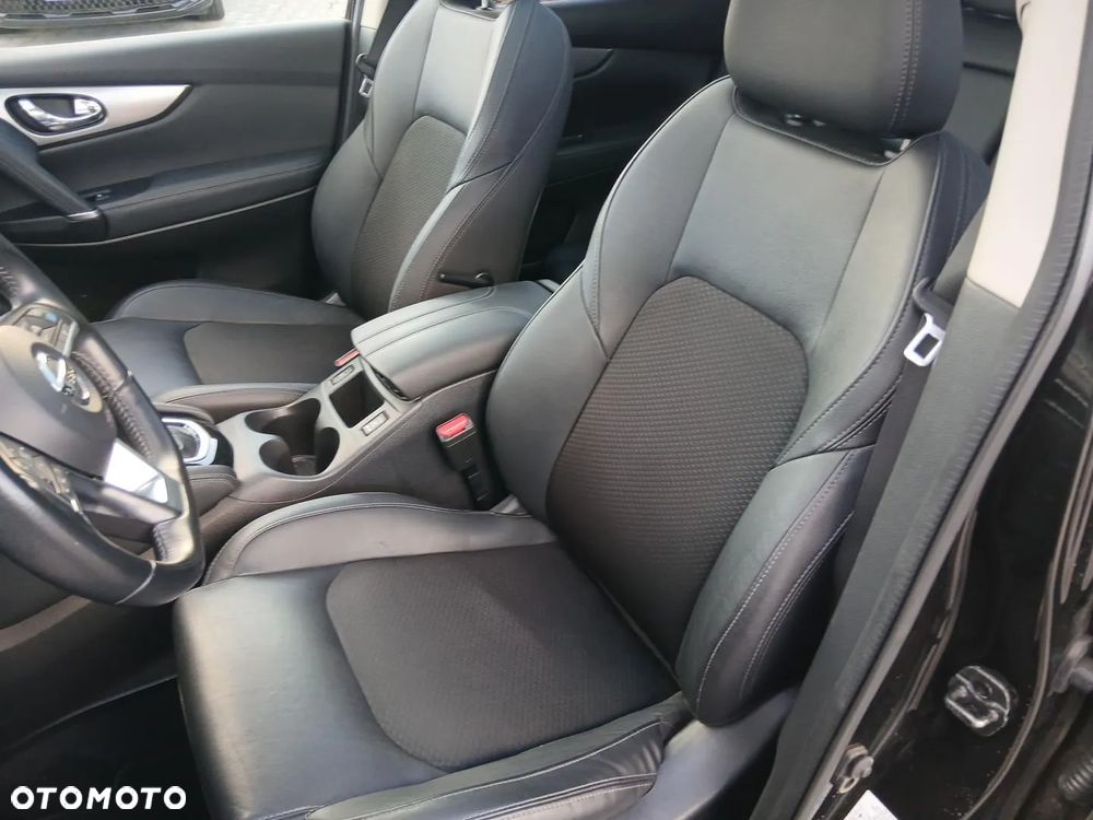 Nissan Qashqai 1.3 DIG-T Tekna DCT - 27