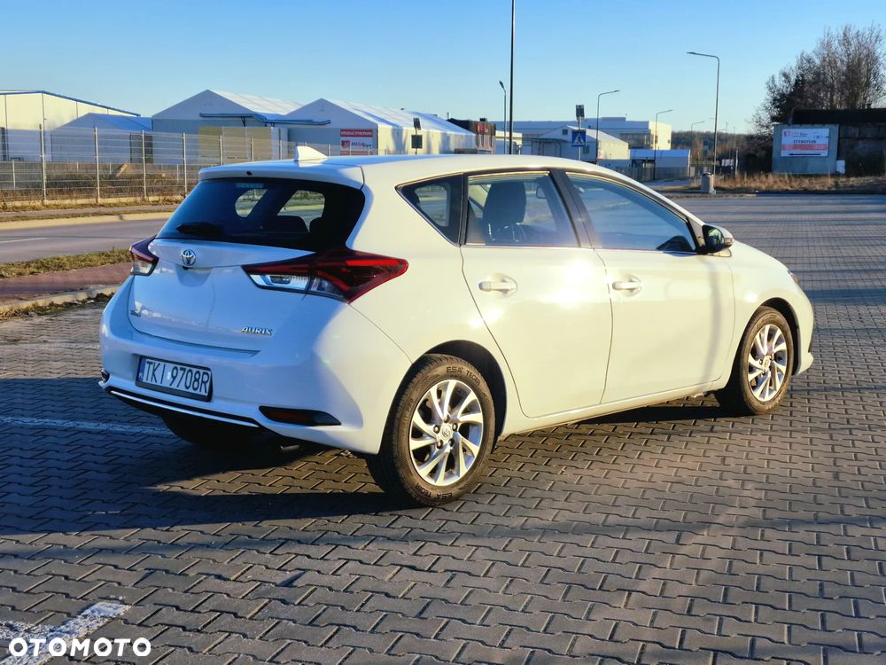 Toyota Auris 1.2 Turbo Comfort - 6