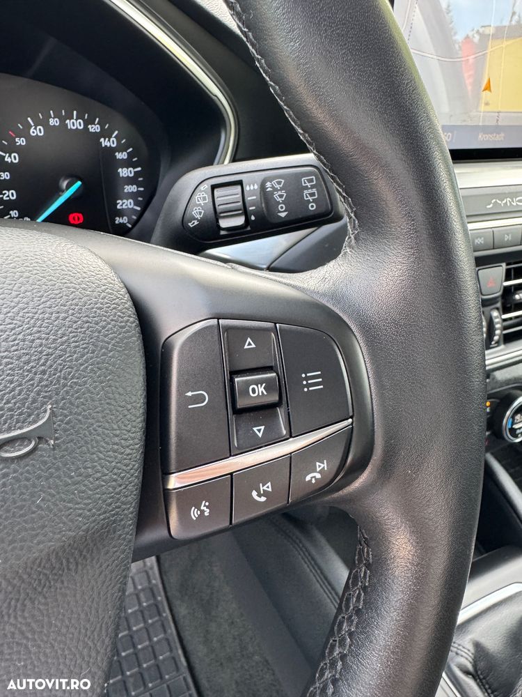 Ford Focus - 19