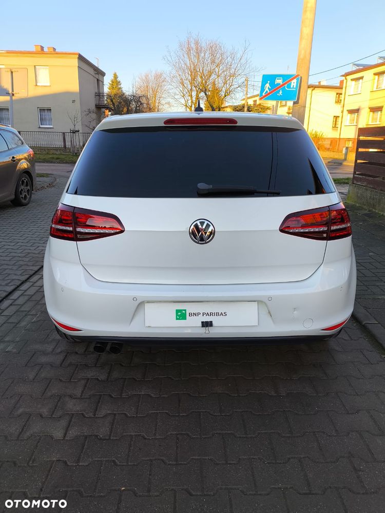 Volkswagen Golf 2.0 BlueTDI Highline - 5