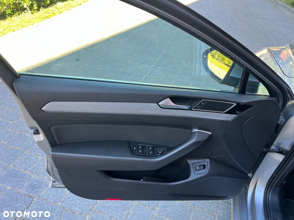 Volkswagen Passat 1.5 TSI OPF DSG - 15