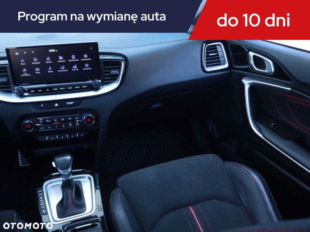 Kia ProCeed - 10