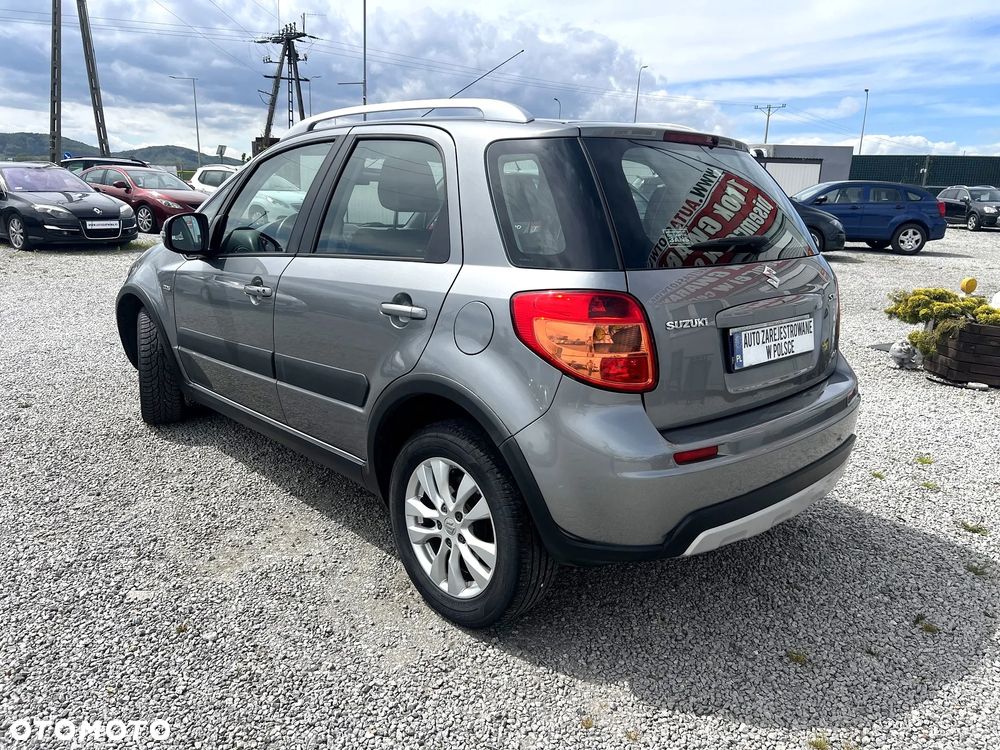 Suzuki SX4 2.0 DDiS Explore 4WD - 3