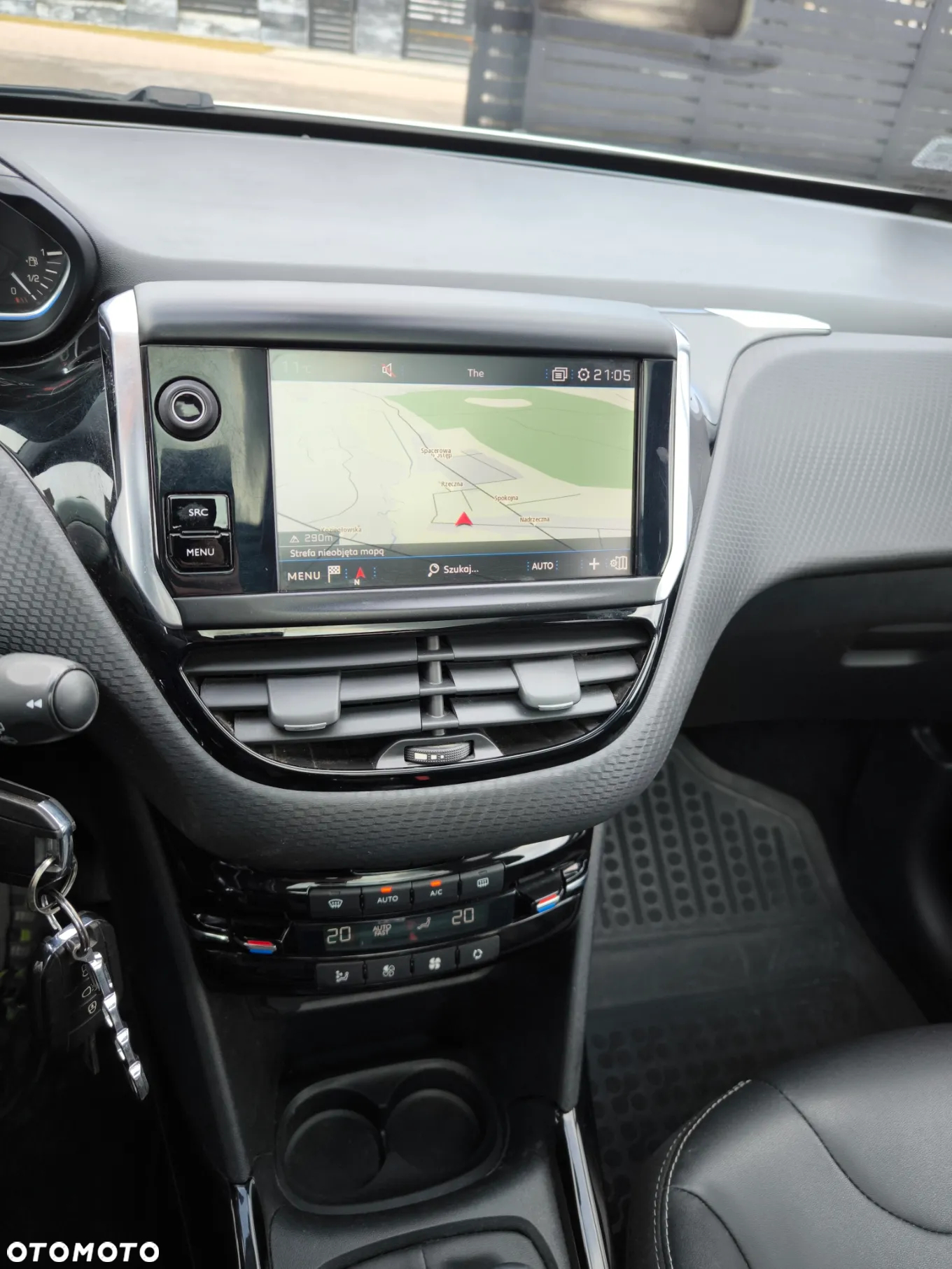 Peugeot 2008 - 13