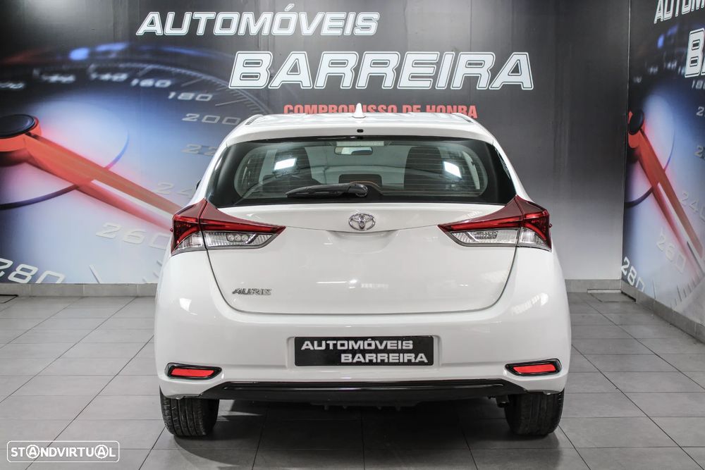 Toyota Auris 1.4 D-4D Comfort - 16