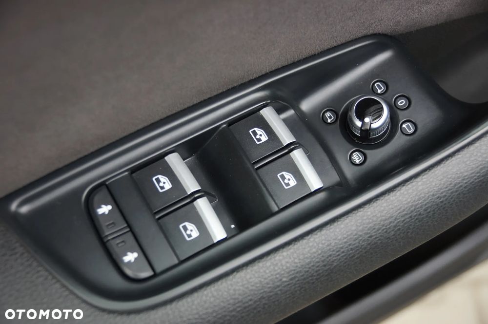 Audi Q7 3.0 TDI ultra Quattro Tiptronic - 29