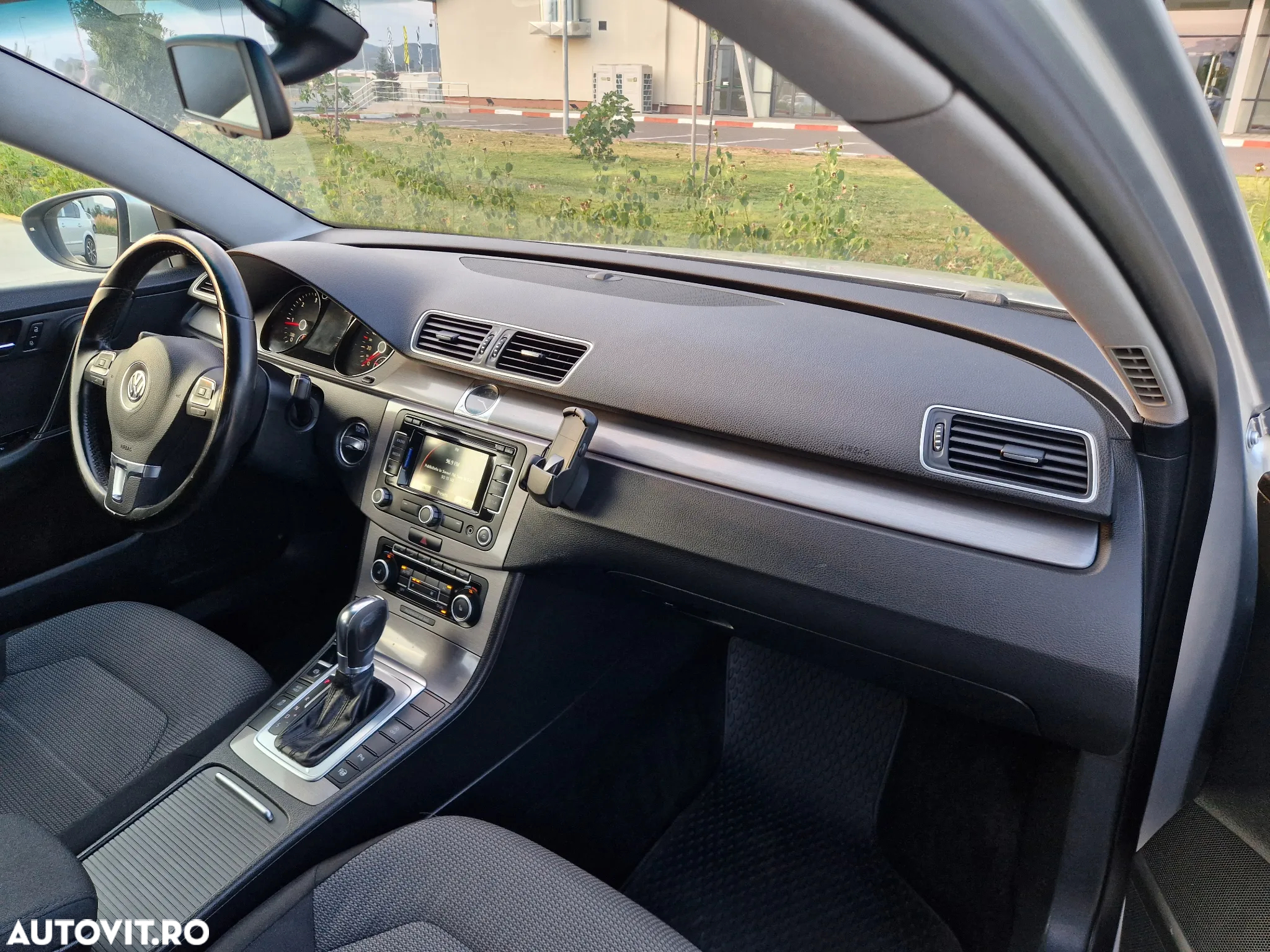 Volkswagen Passat - 5
