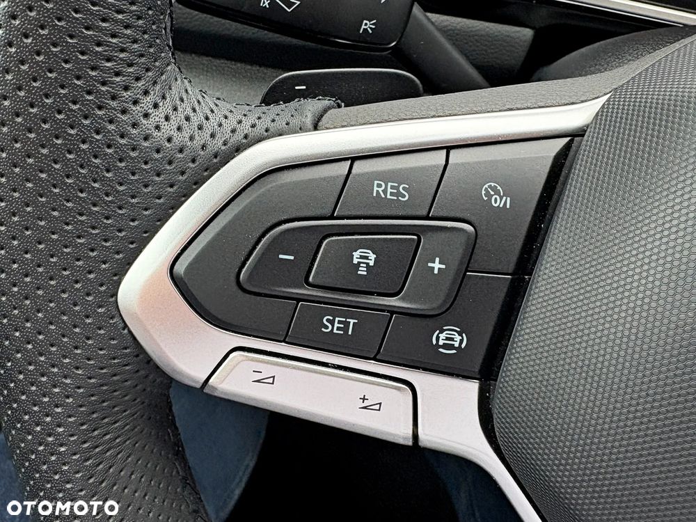 Volkswagen T-Roc 1.5 TSI R-Line Plus DSG - 27
