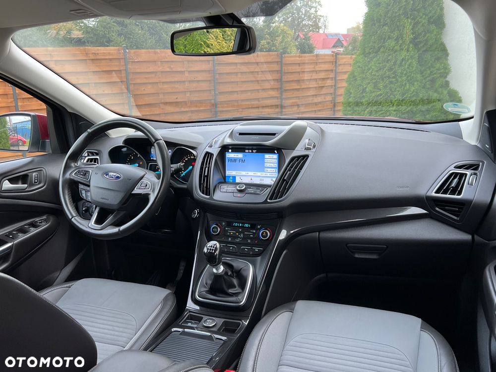 Ford Kuga 2.0 TDCi 2x4 Titanium - 17