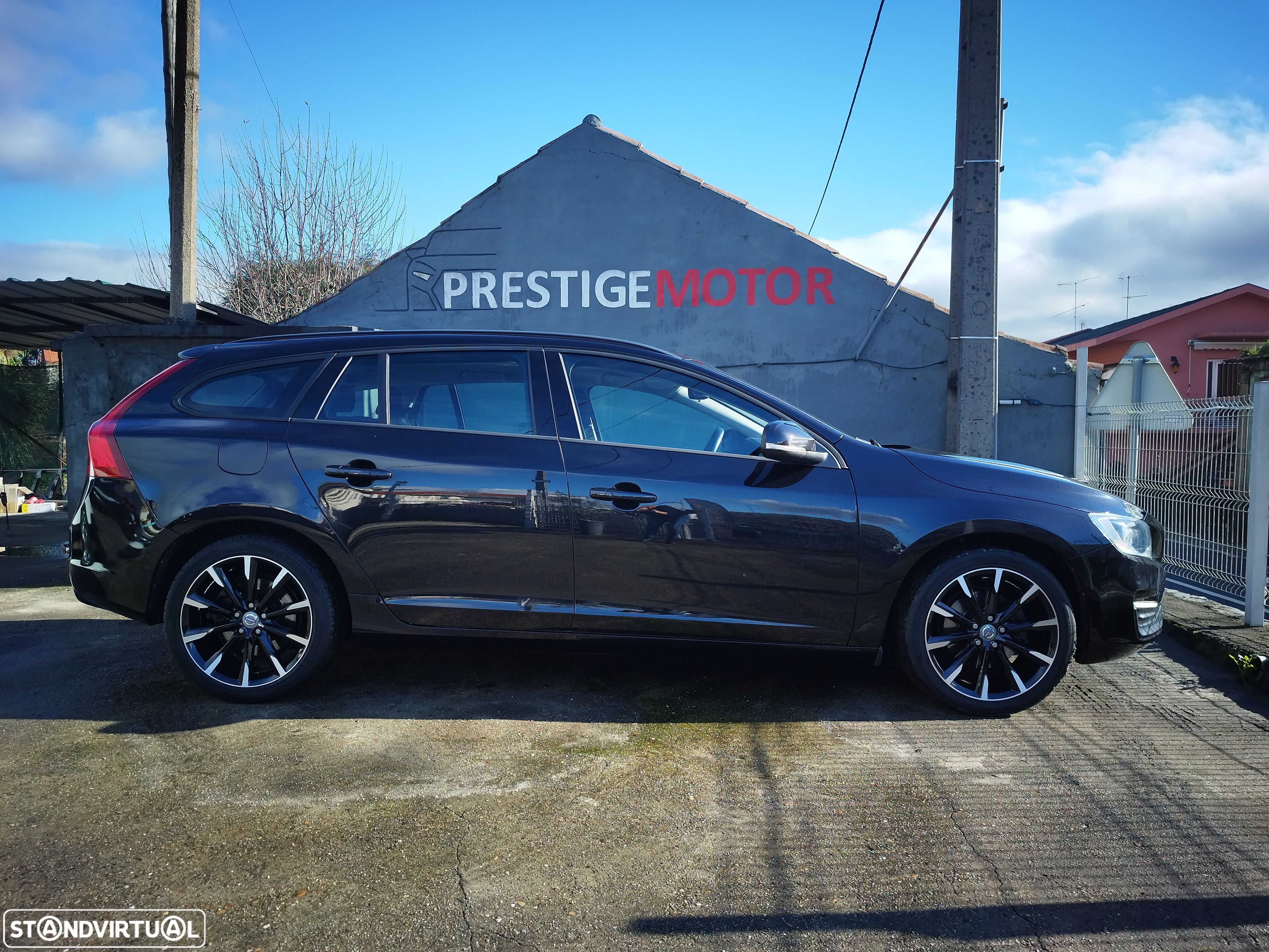 Volvo V60 D2 Momentum - 5