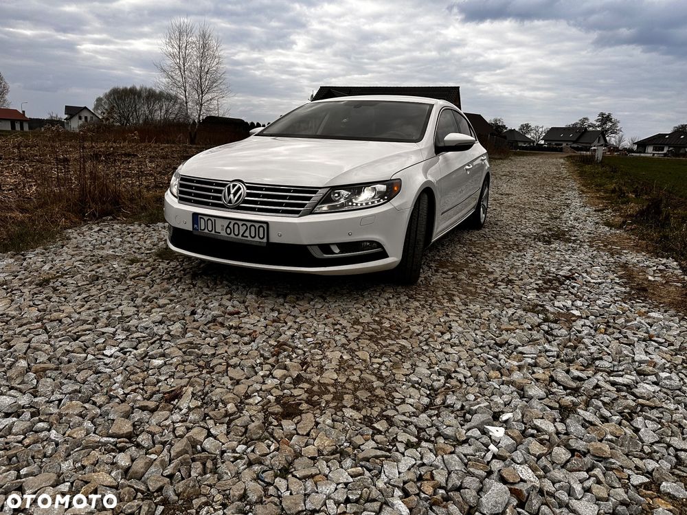 Volkswagen Passat - 2