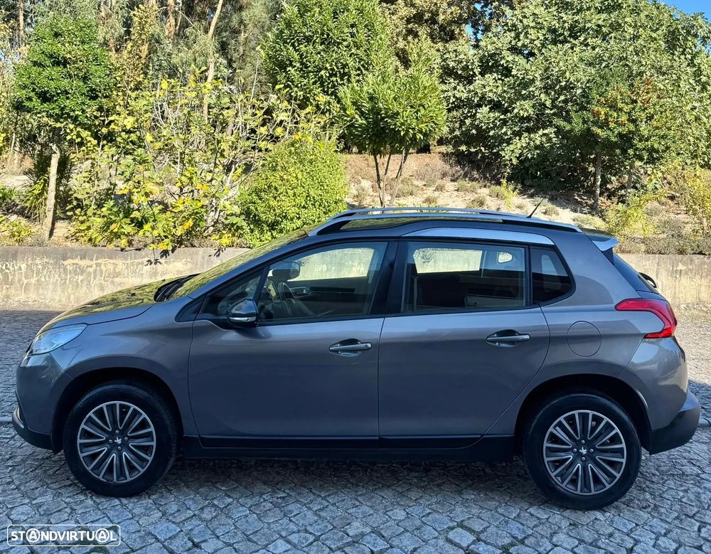 Peugeot 2008 - 11