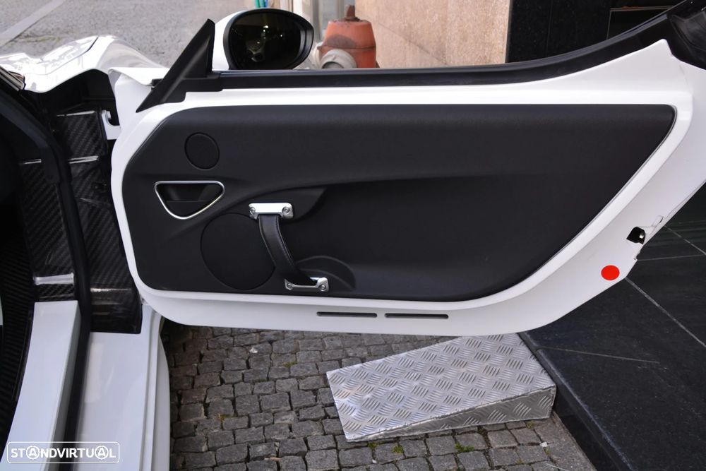 Alfa Romeo 4C Spider 1750 TBi - 59