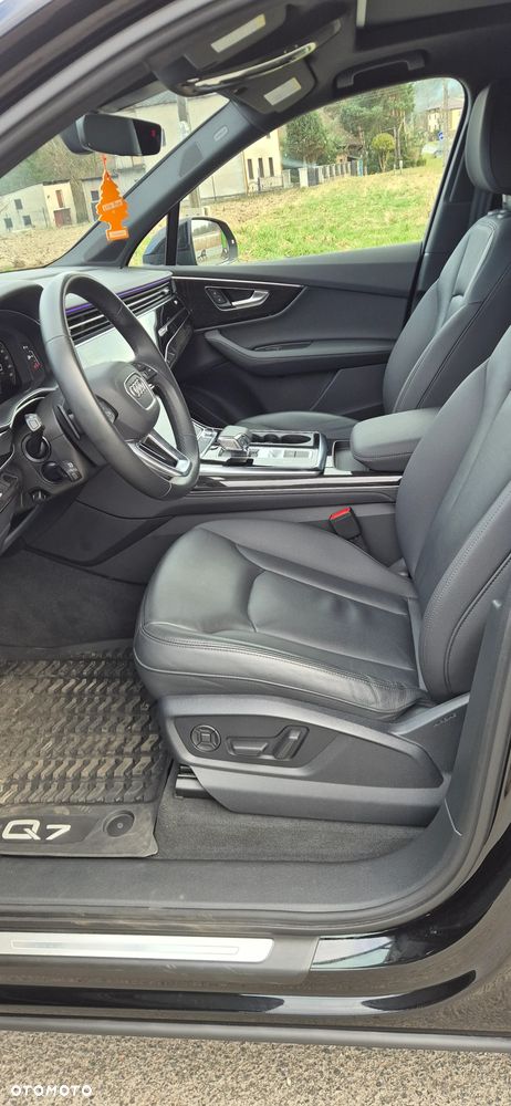 Audi Q7 - 16