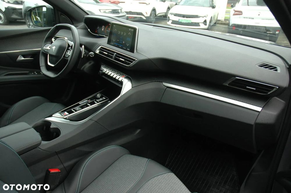 Peugeot 3008 1.2 PureTech Allure Pack S&S EAT8 - 7