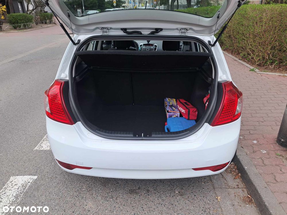 Kia Ceed - 5