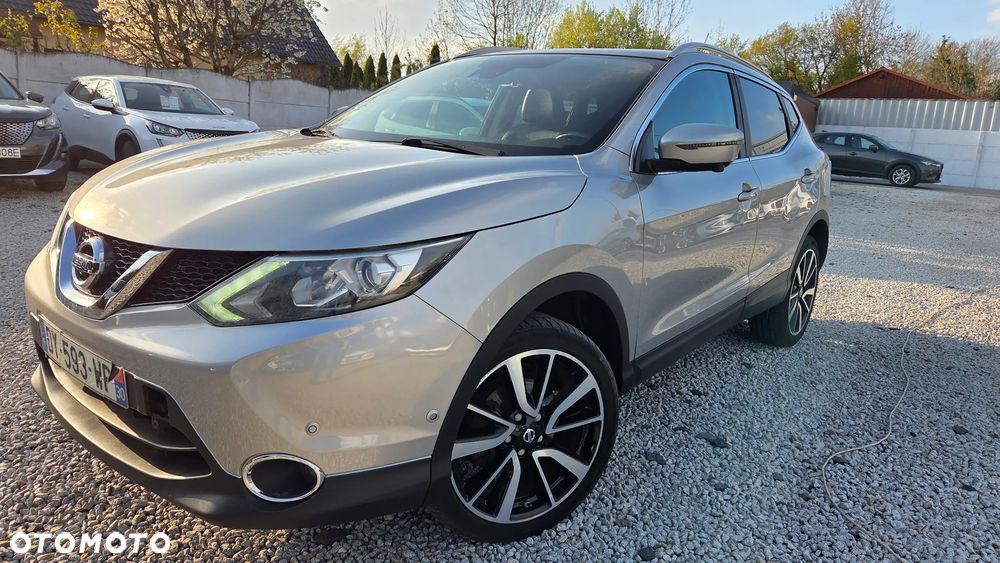 Nissan Qashqai 1.6 DCi Tekna+ - 1