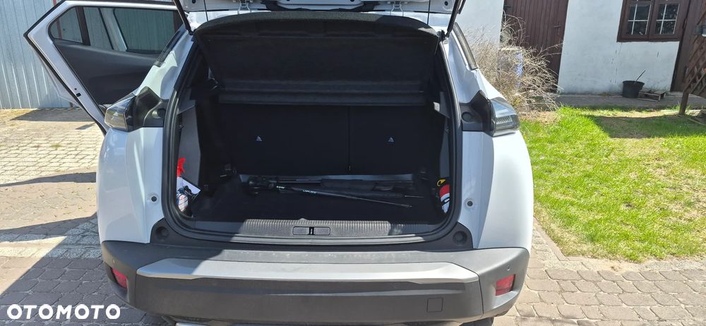 Peugeot 2008 1.2 PureTech Allure Pack S&S EAT8 - 5